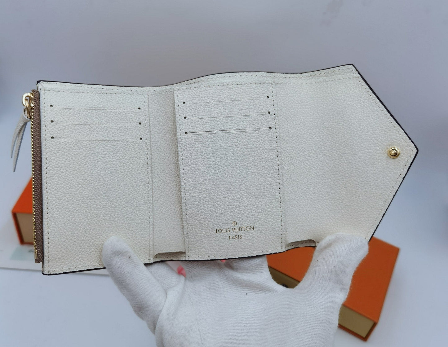 GLM - Top Quality Wallet LUV 001