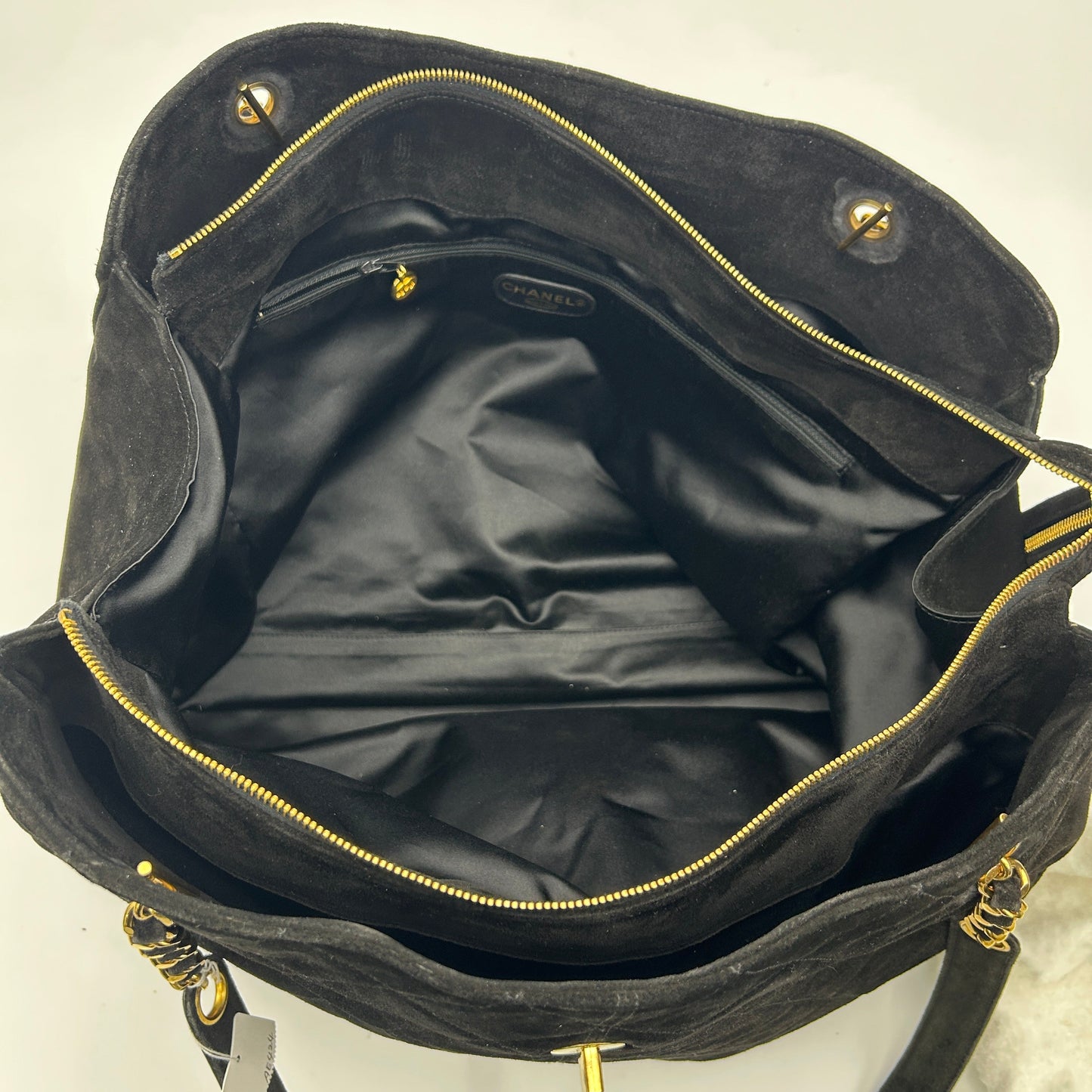 Chanel Supermodel XL Suede YVEAE424