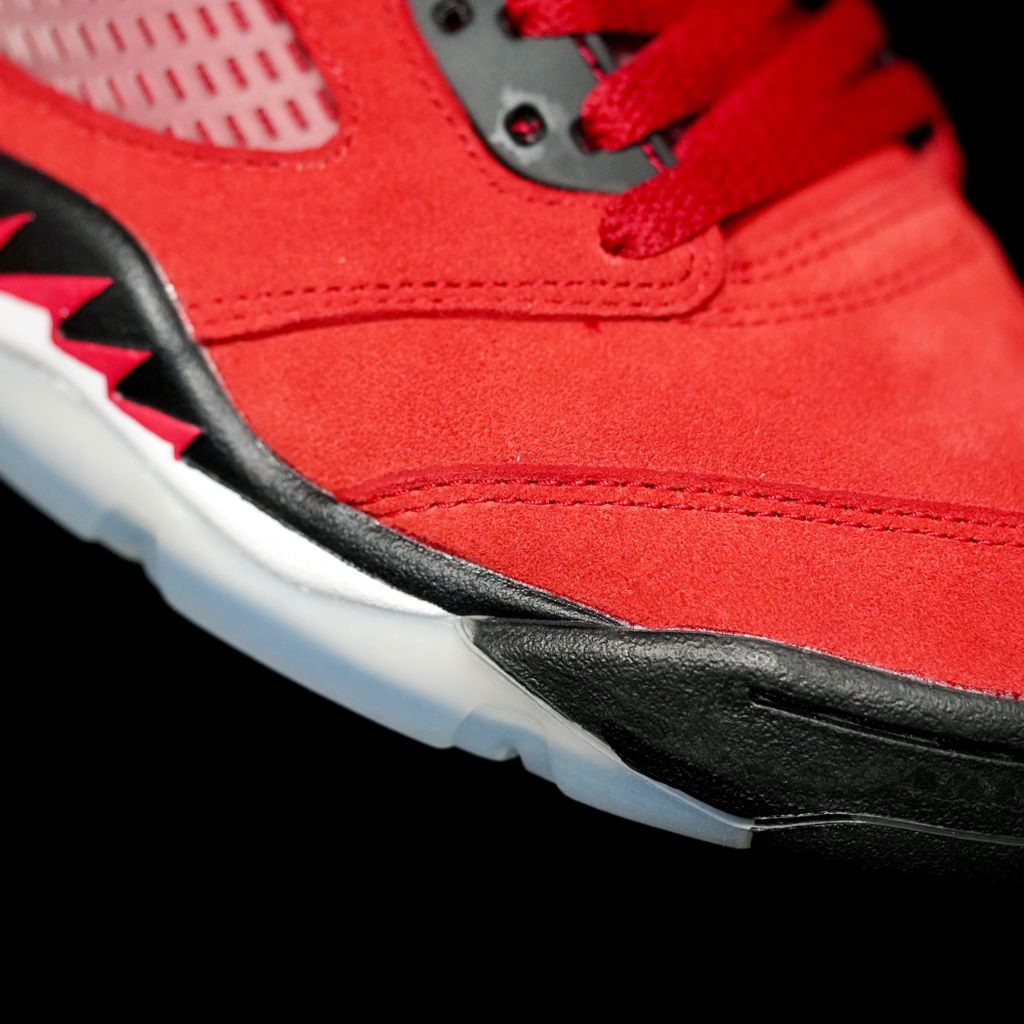 GLM - AJ5 Angry Bull