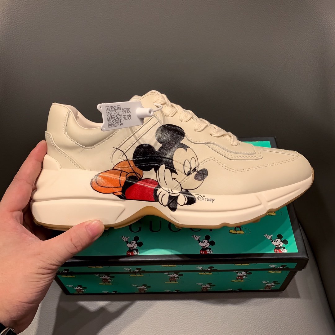 GLM-GCI  RHYTON SNEAKER WITH Mkey 131