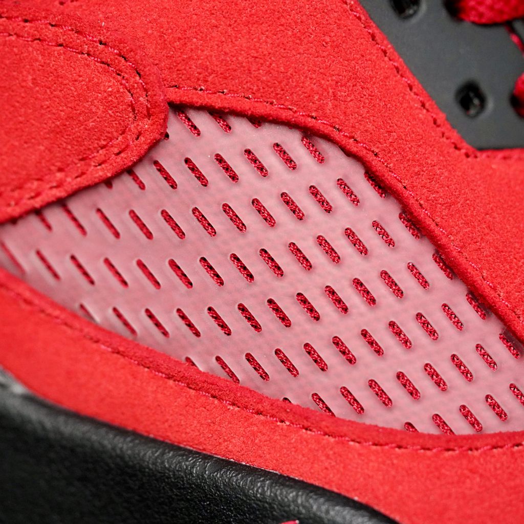 GLM - AJ5 Angry Bull