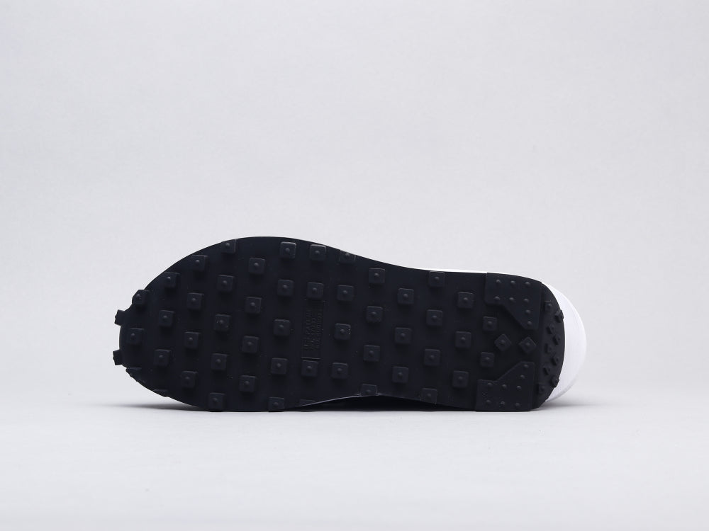 GLM - NKE Waffle Satin Black