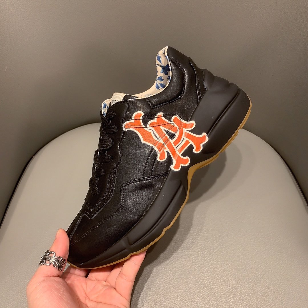 GLM-GCI  RHYTON VINTAGE TRAINER LOGO BLACK SNEAKER 144