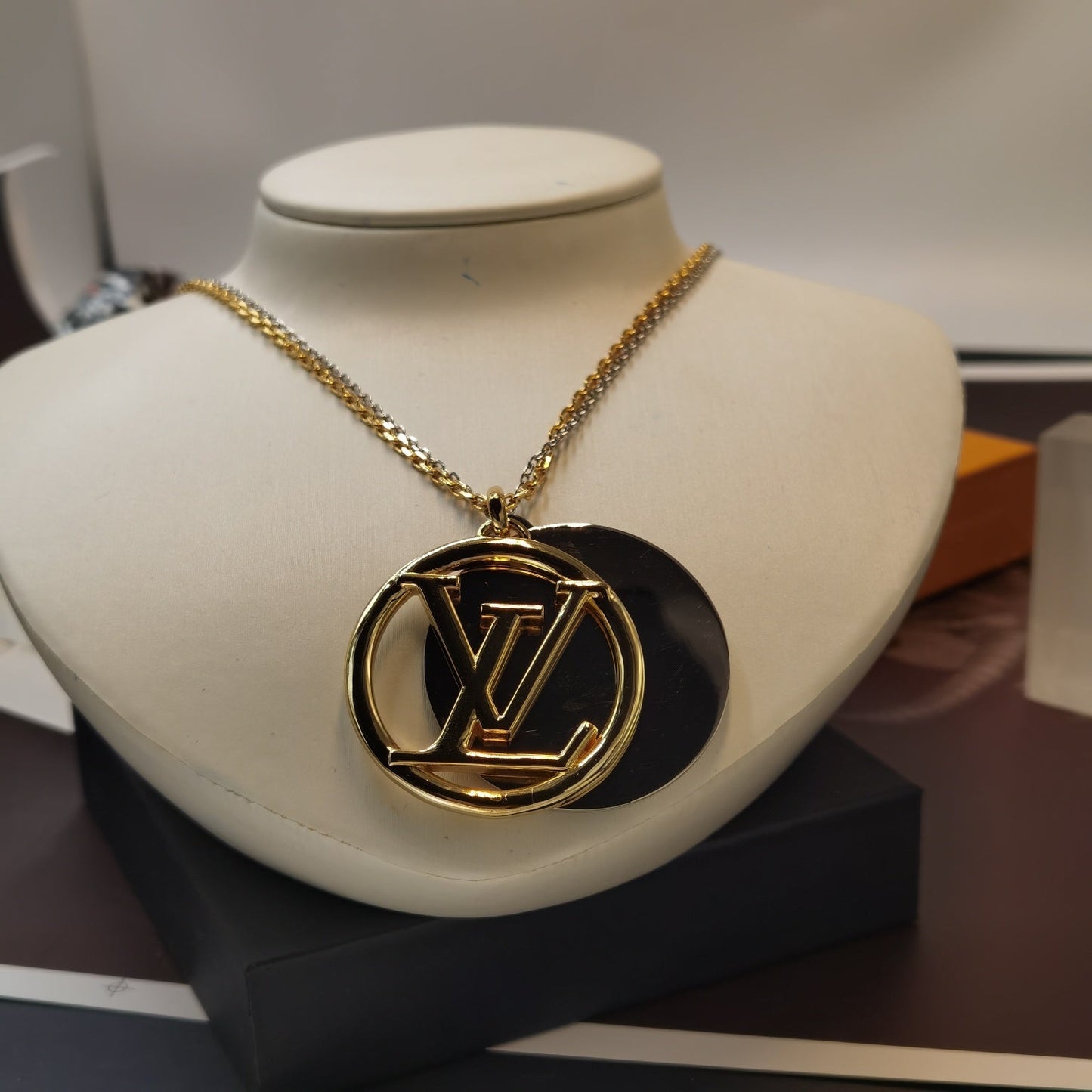 GLM - Top Quality Necklace LUV030