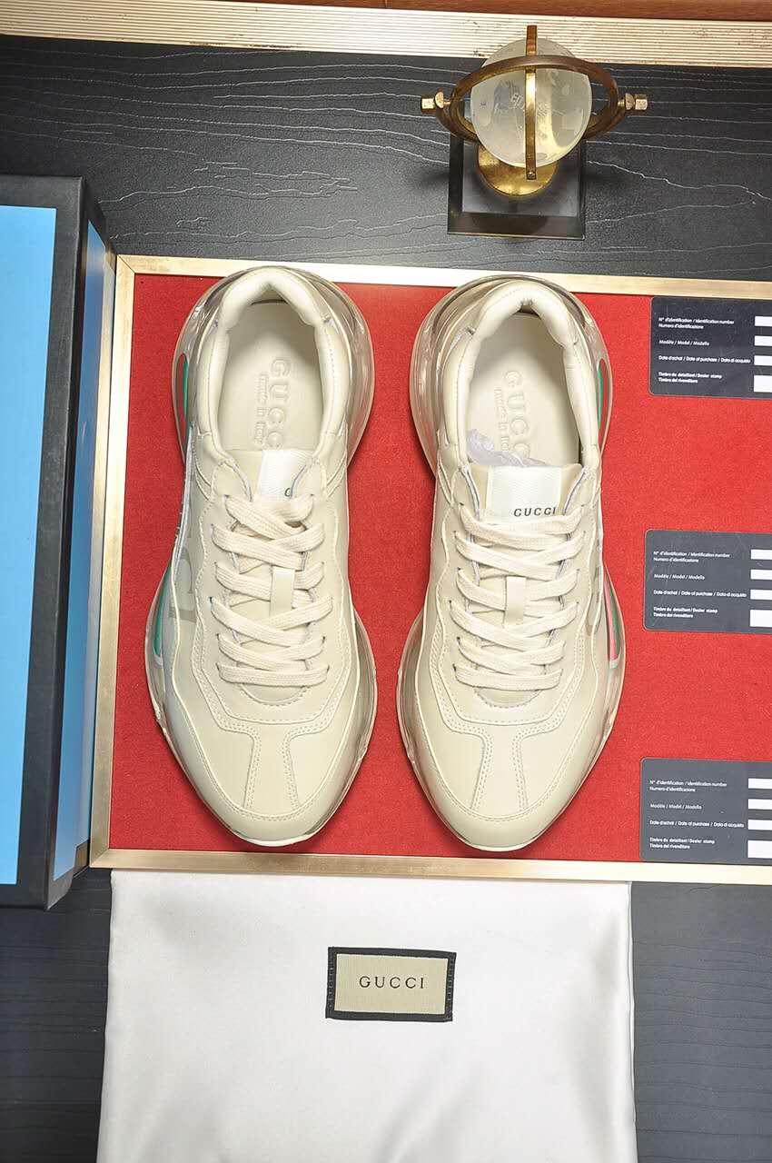GLM-GCI  Rhyton Chunky Logo Sneaker 060