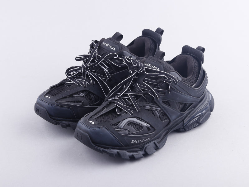 GLM - Bla Track Three Generations Sneaker