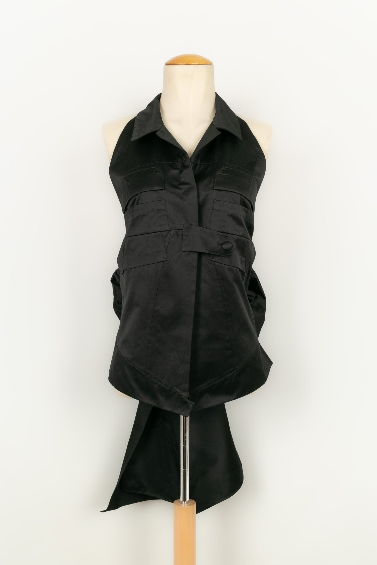 Haut noir Yves Saint Laurent
