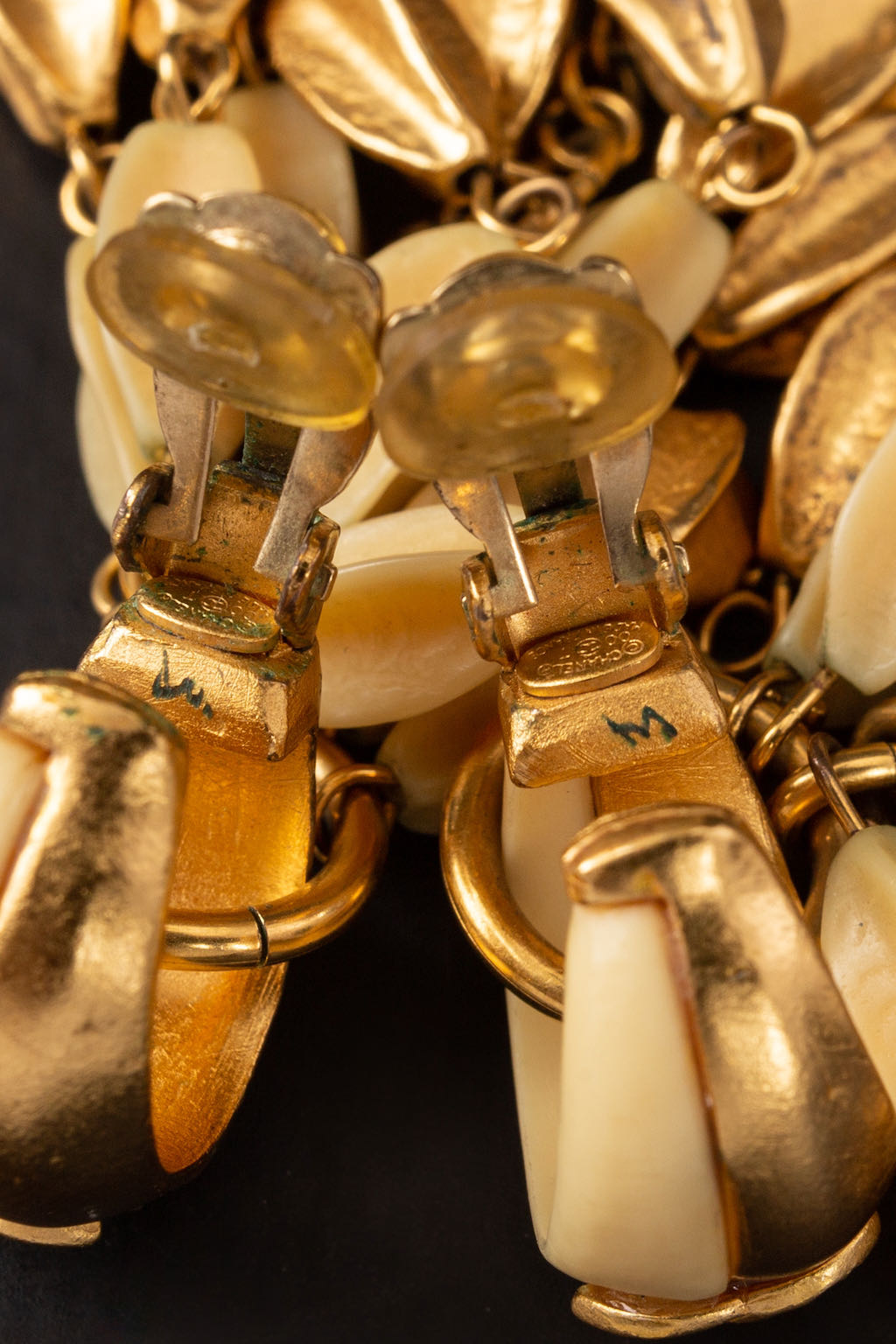 Boucles d'oreilles dorÃƒÆ’Ã‚Â©es Chanel