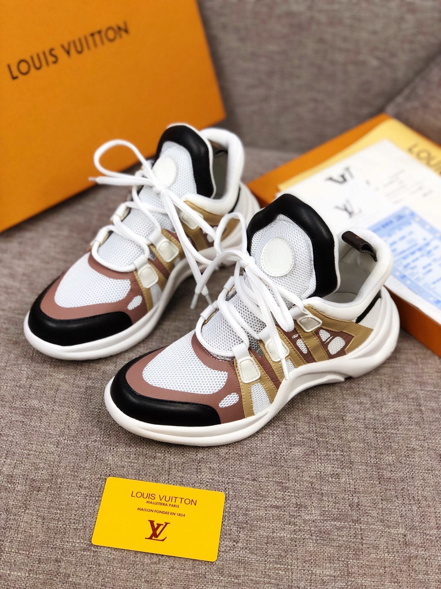 GLM - LUV Archlight Brown Black Sneaker