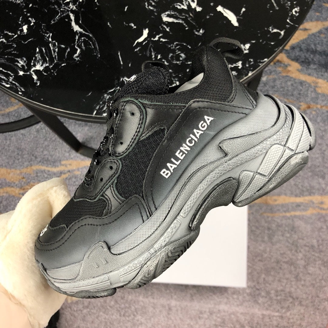 GLM - Top Quality Bla Sneaker 072