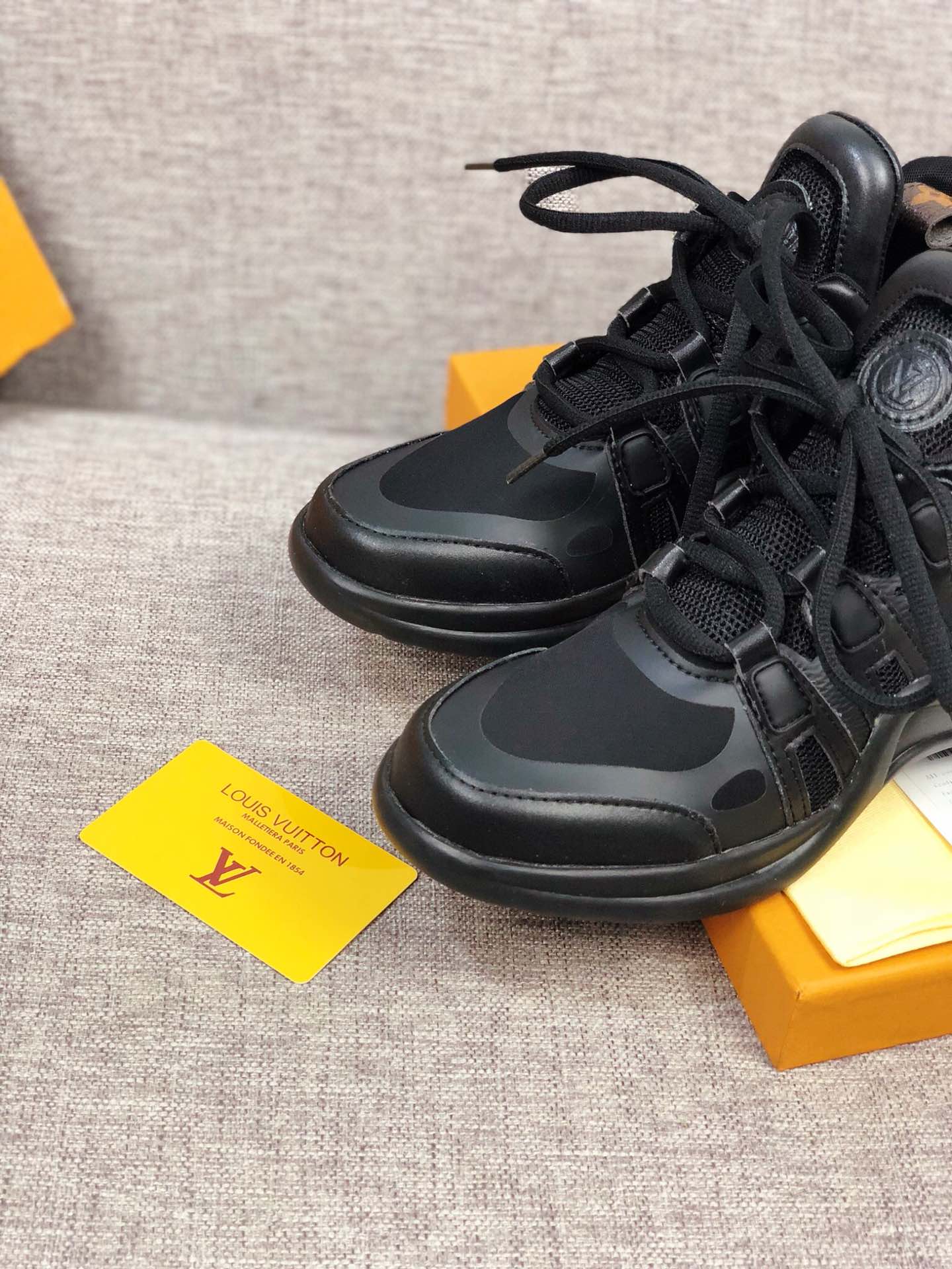 GLM - LUV Archlight Full Black Sneaker