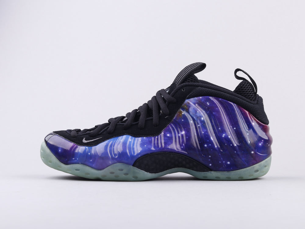 GLM - NKE Hardaway Foam Galaxy Star Spray 1.0
