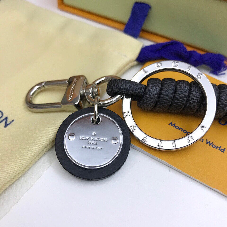 GLM -Top Quality Keychains LUV 070