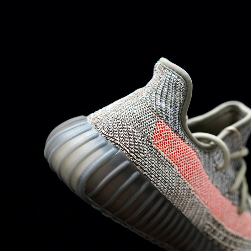 GLM - Yzy 350 Yzy Volcanic Ash Sneaker