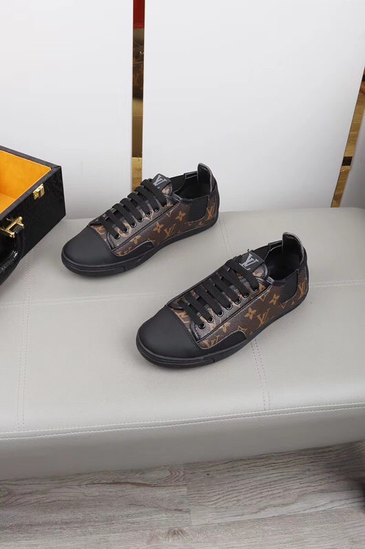 GLM - Top Quality Luv Sneaker 052