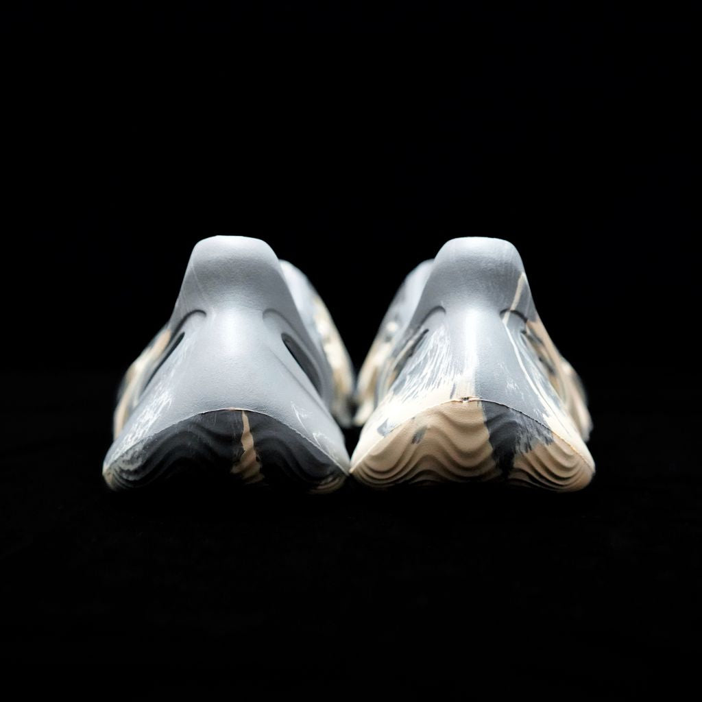GLM - Yzy Foam Runner Clog Grey CaGLM Sneaker