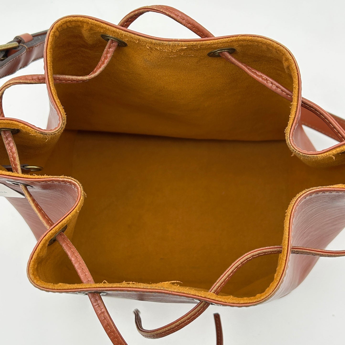 Louis Vuitton Noe Epi YVEAE822