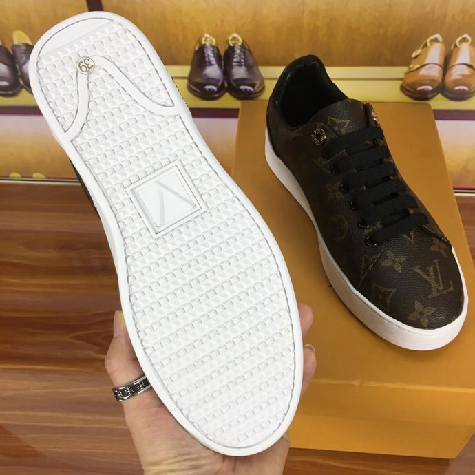 GLM - Top Quality Luv Sneaker 048