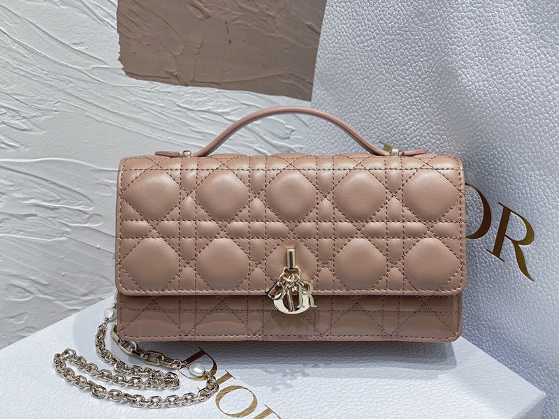 GLM - Dir Bags - 1782