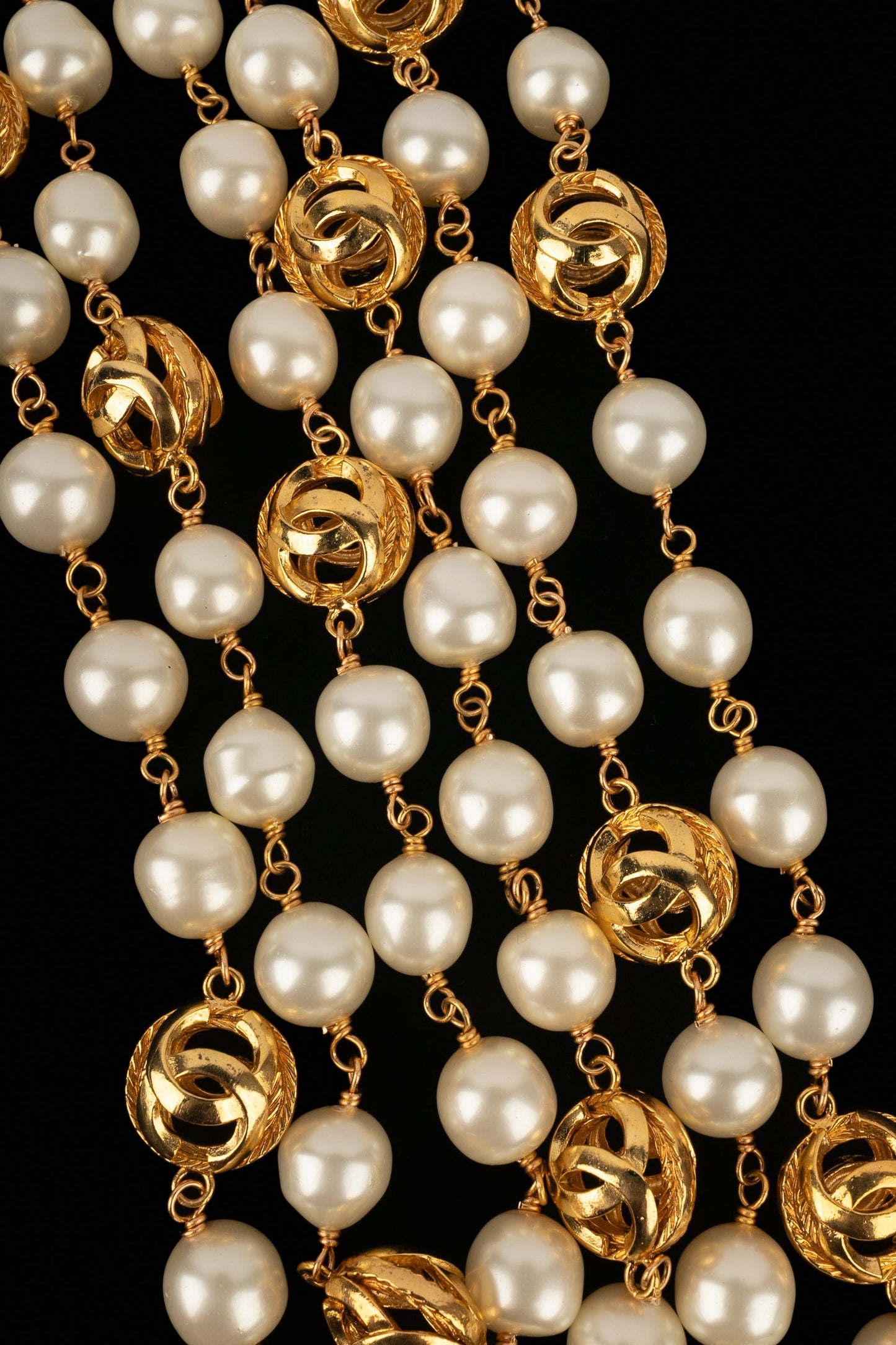 Collier de perles Chanel