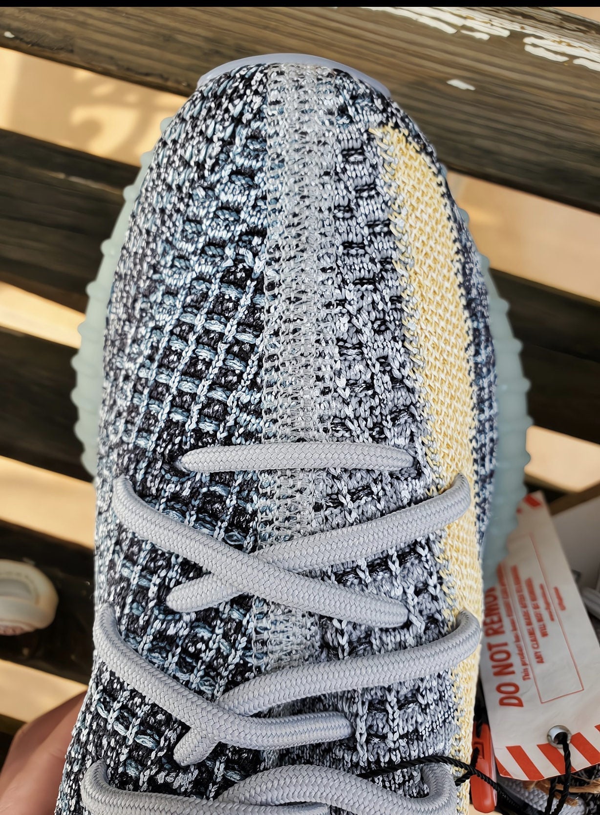 GLM - Yzy 350 Washed Tannins Sneaker