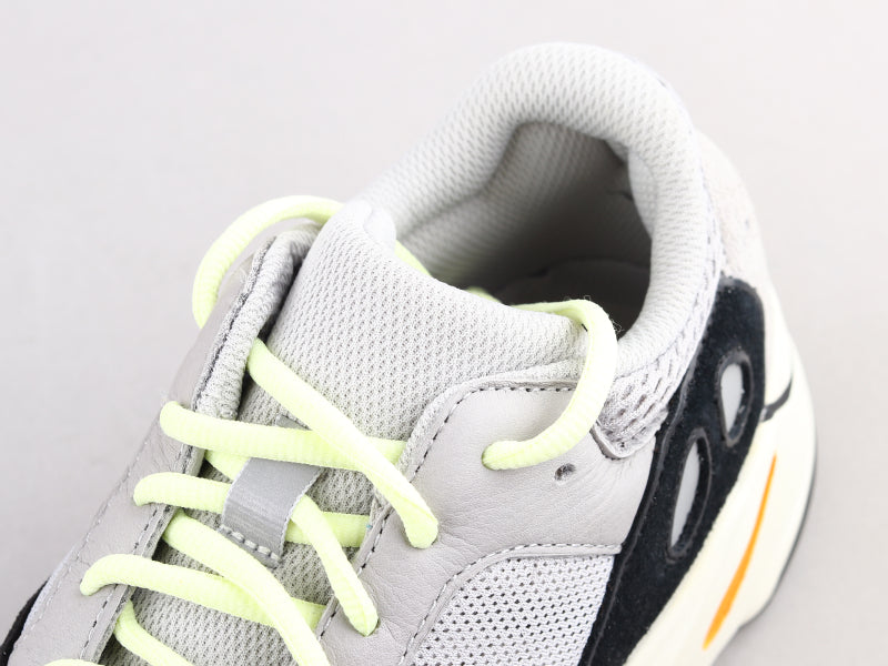 GLM - Yzy 700 Wave Sneaker
