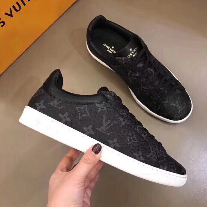 GLM - Top Quality Luv Sneaker 060