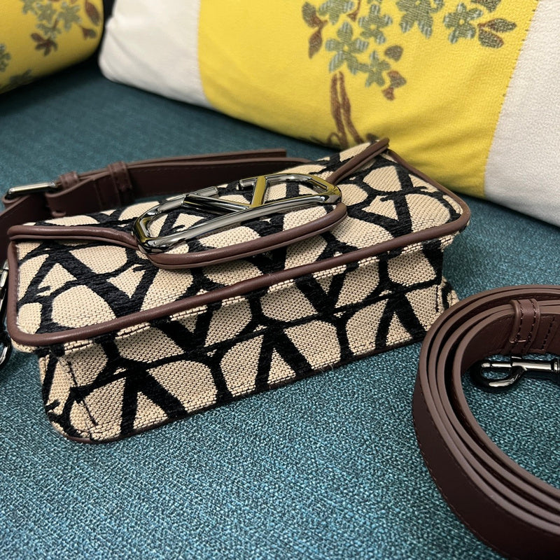 GLM - VEL Bags - 411