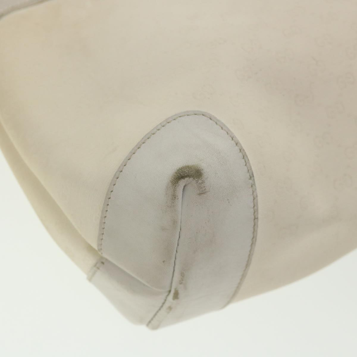 GUCCI Micro GG Canvas Clutch Bag White 014.904.0597 fm1931