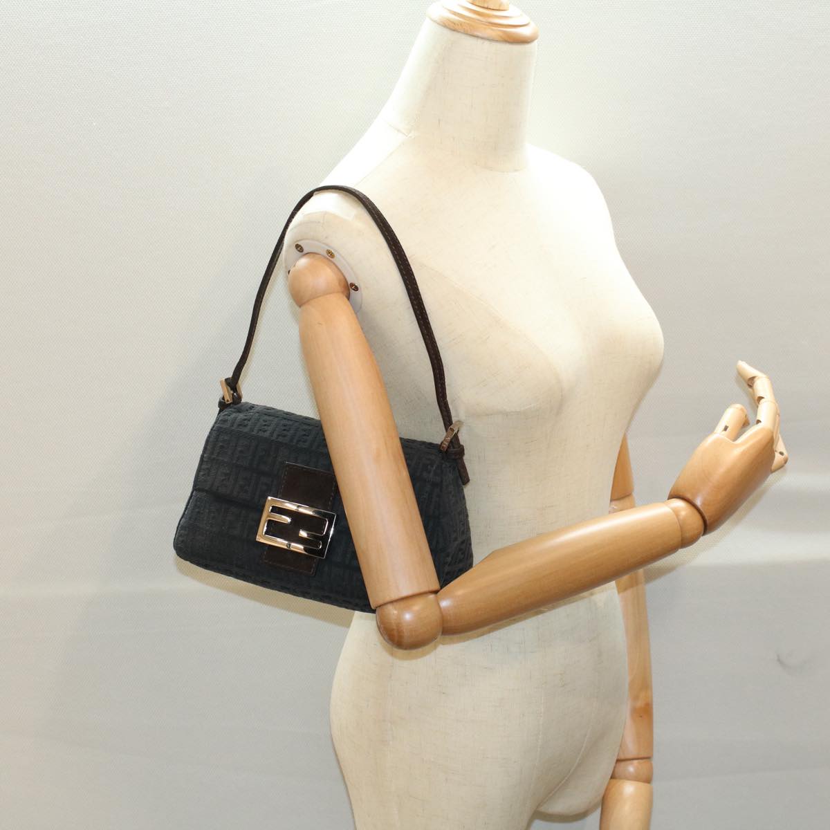 FENDI Zucchino Canvas Mamma Baguette Shoulder Bag Gray fm2754