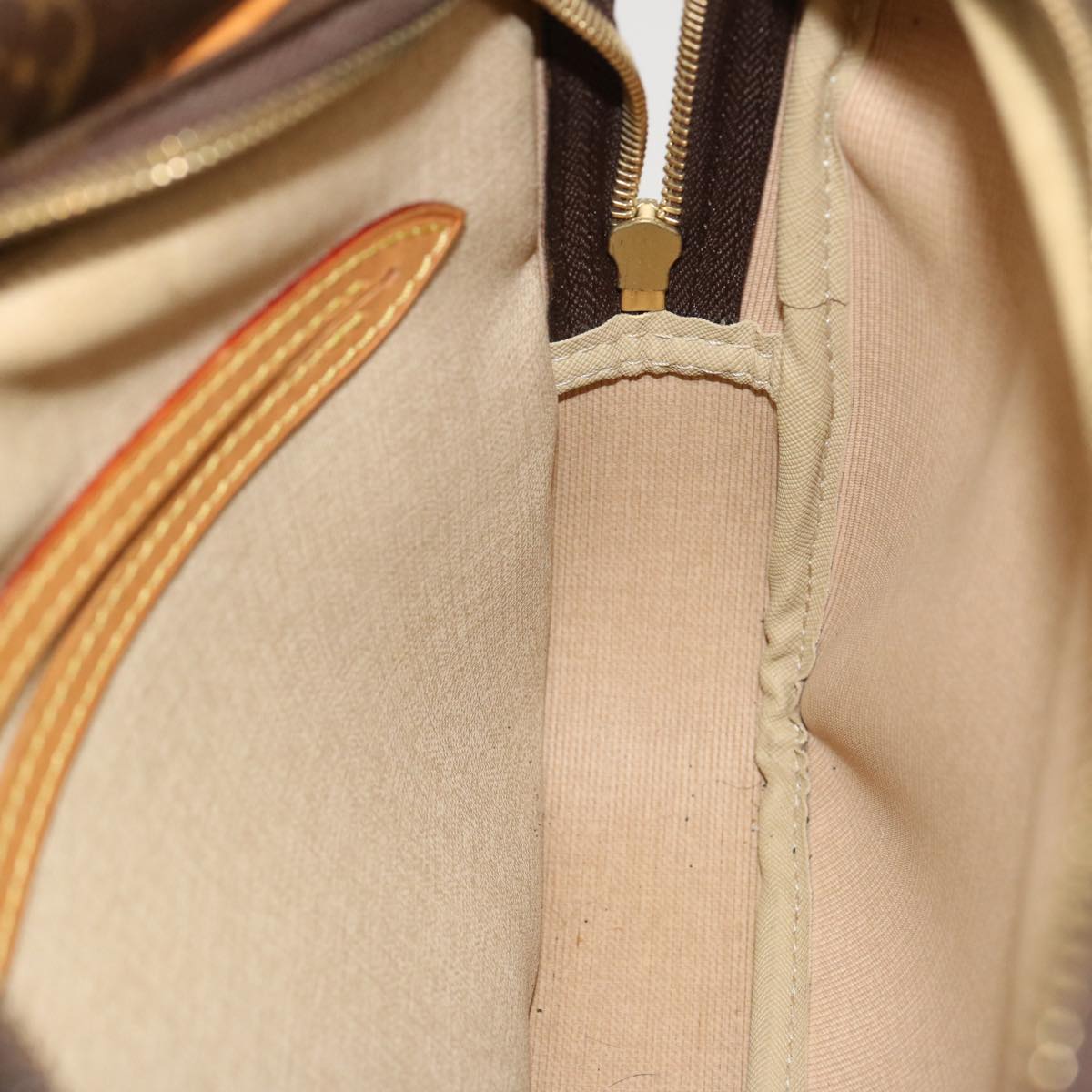 LOUIS VUITTON Monogram Reporter PM Shoulder Bag M45254 LV fm3324
