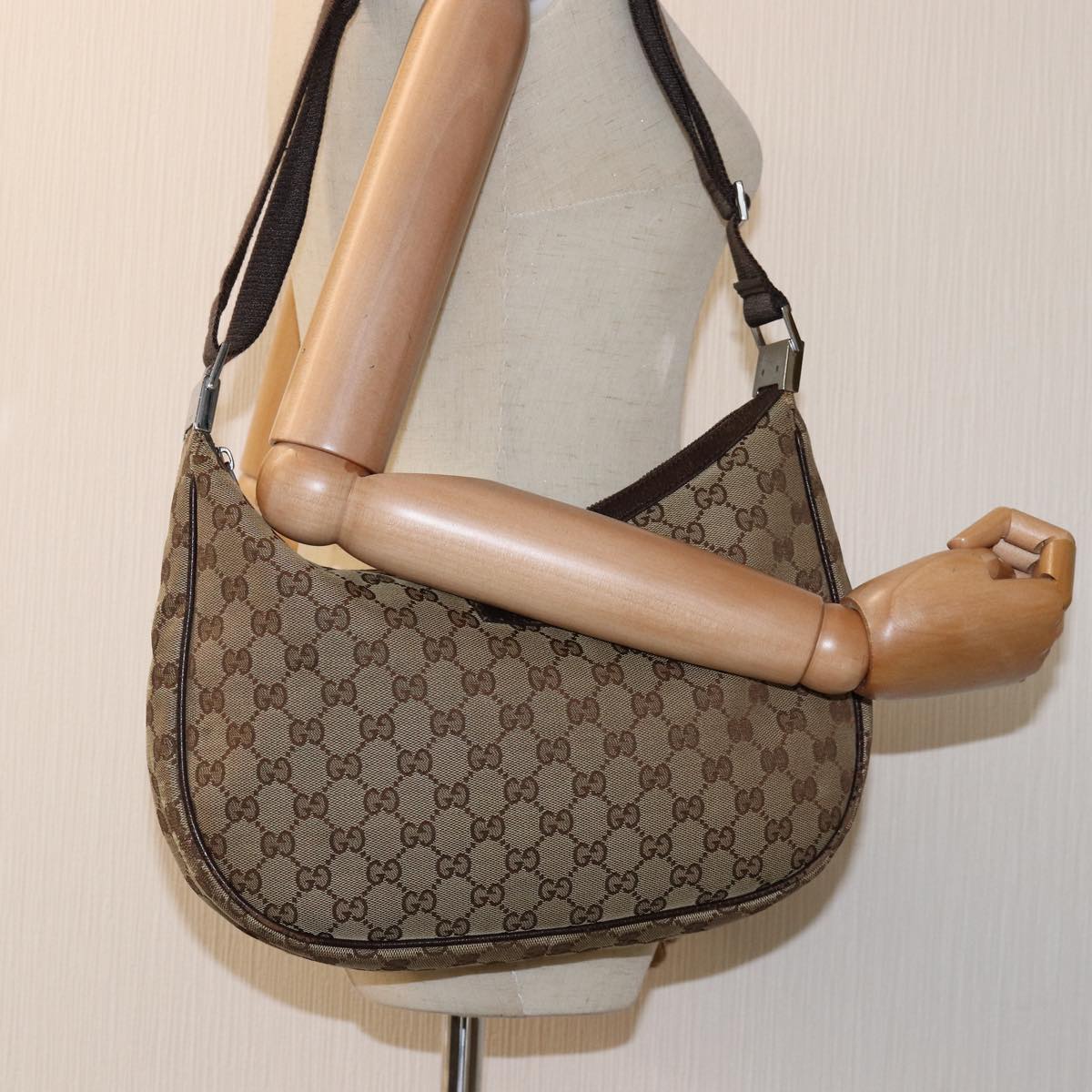 GUCCI GG Canvas Shoulder Bag Beige 122790 fm3429