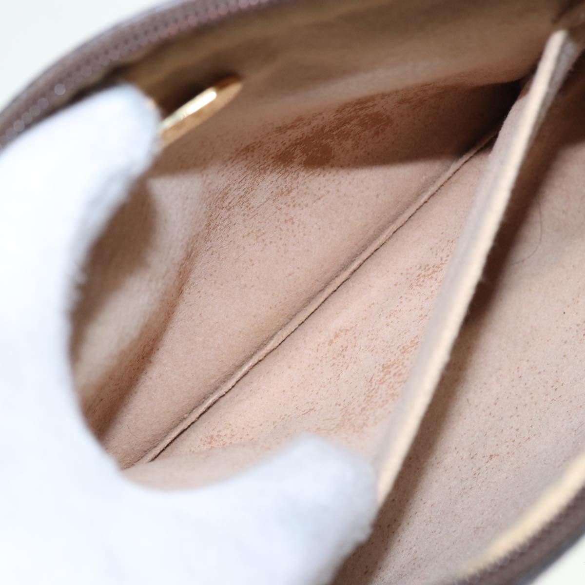 GUCCI GG Plus Supreme Shoulder Bag PVC Leather Beige fm3509