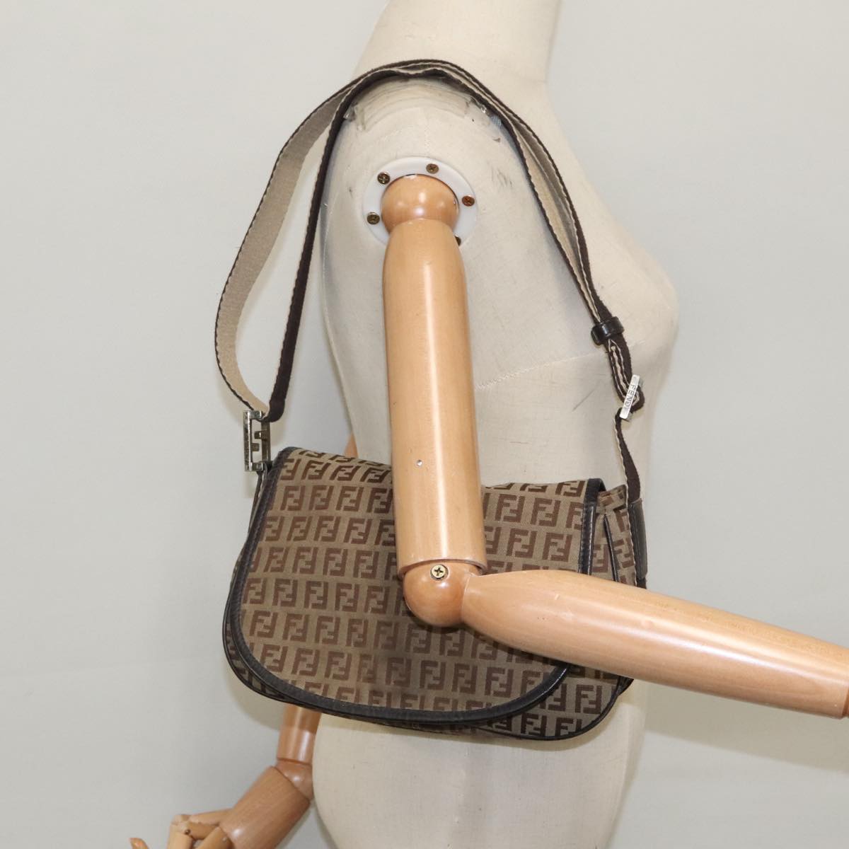 FENDI Zucchino Canvas Shoulder Bag Beige fm4005