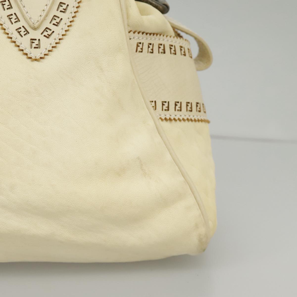 FENDI Hand Bag Leather Cream fm4097