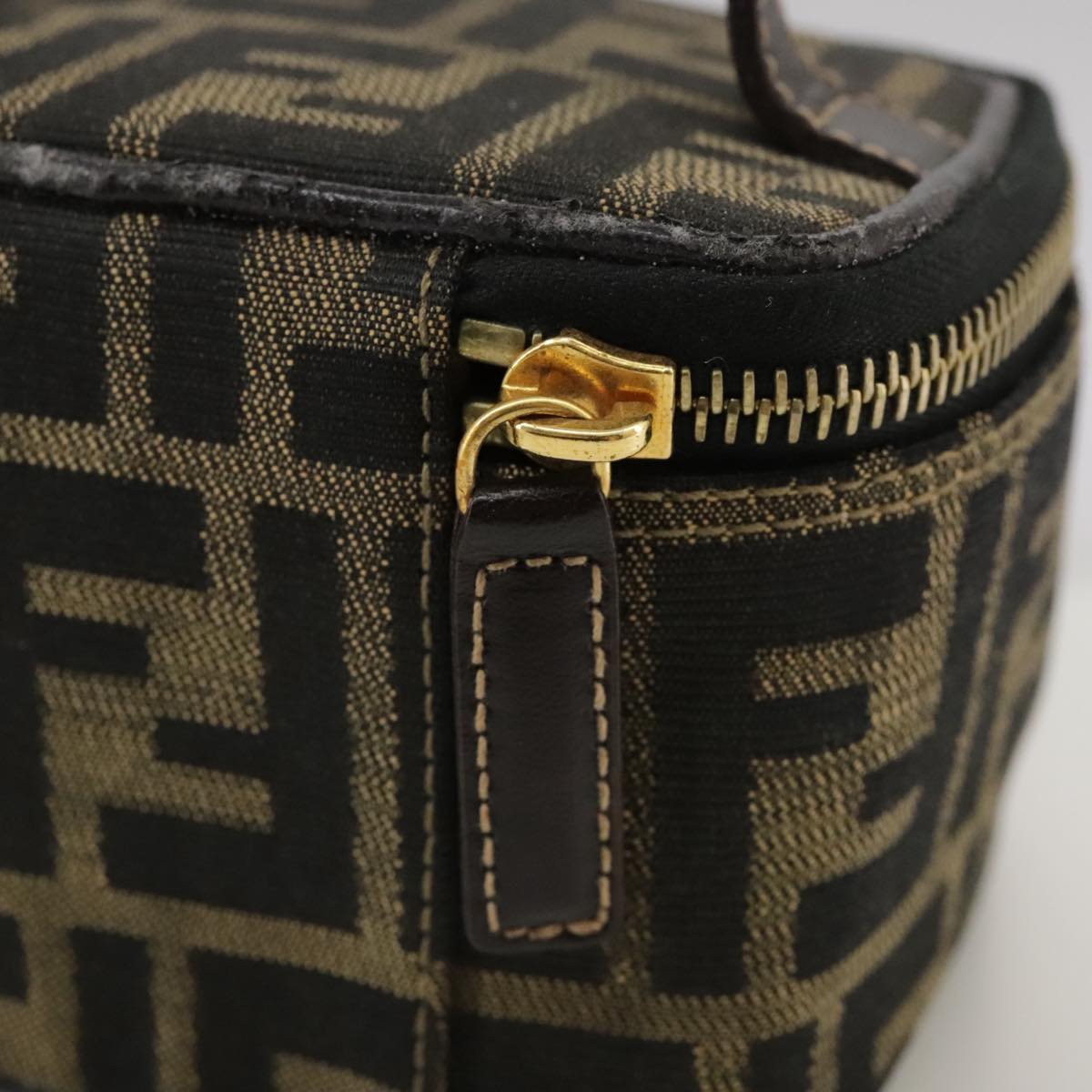 FENDI Zucca Canvas Vanity Pouch Brown Black fm4232