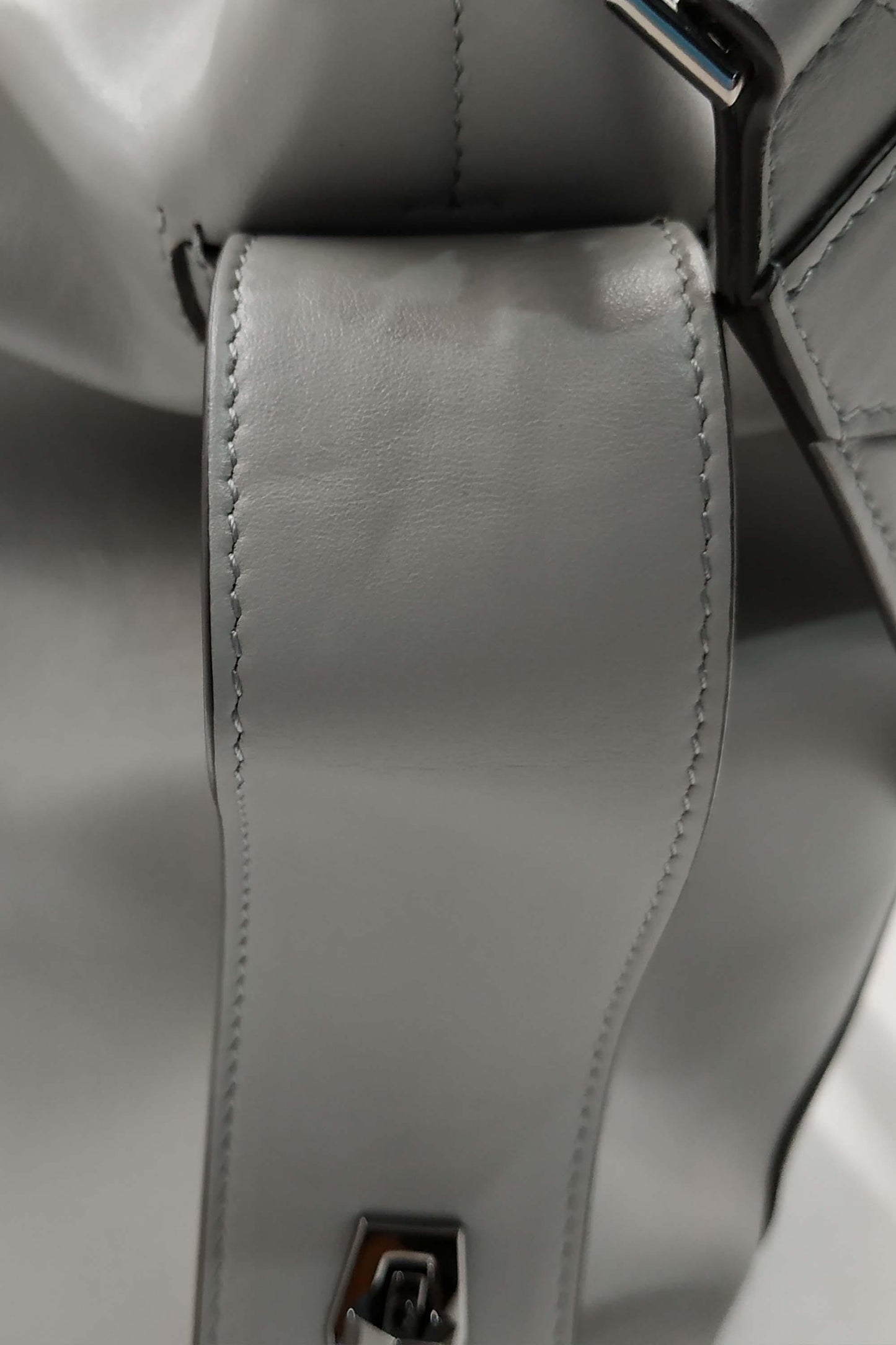 Medium Antigona Soft Bag Grey