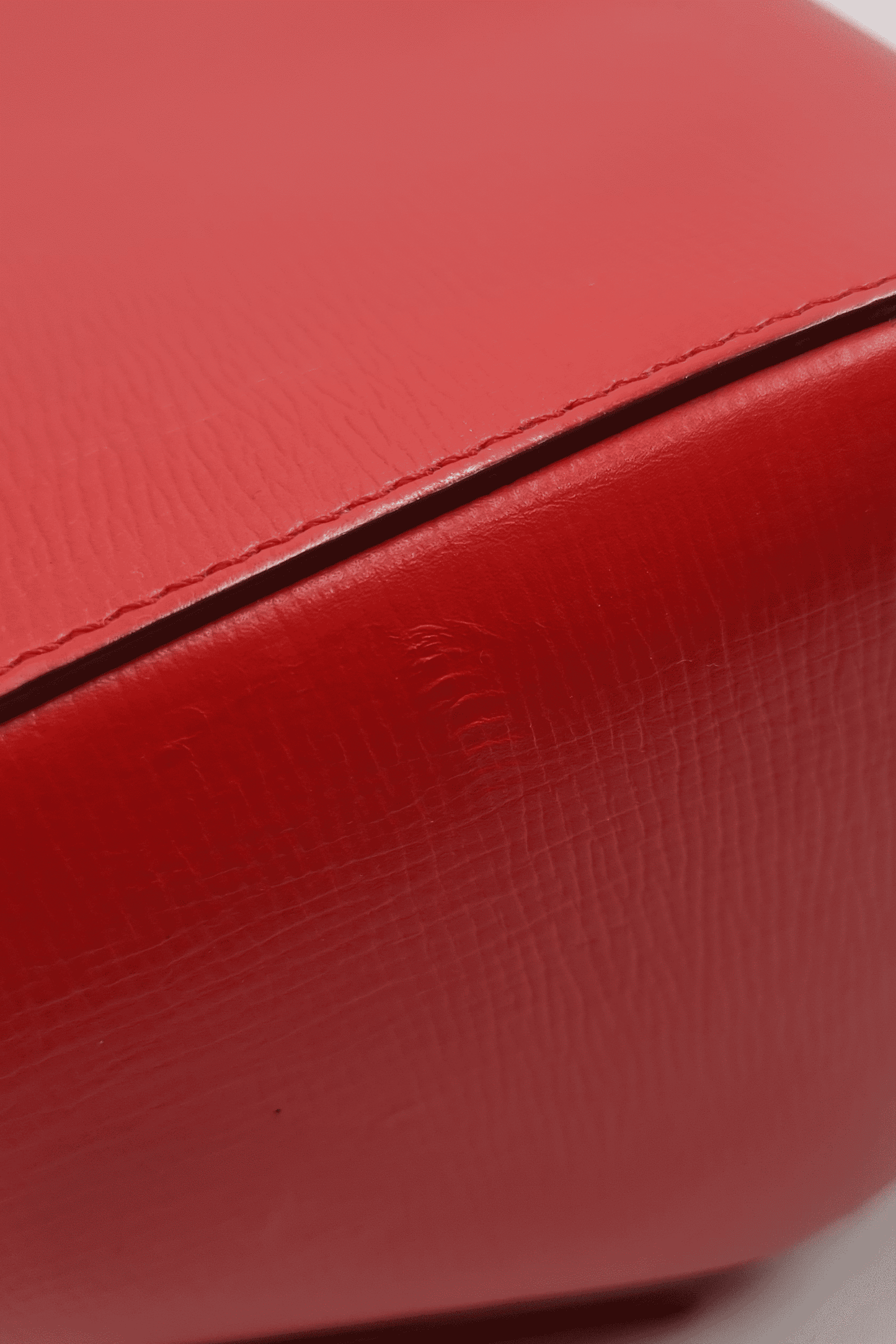 Medium Pandora Box Red