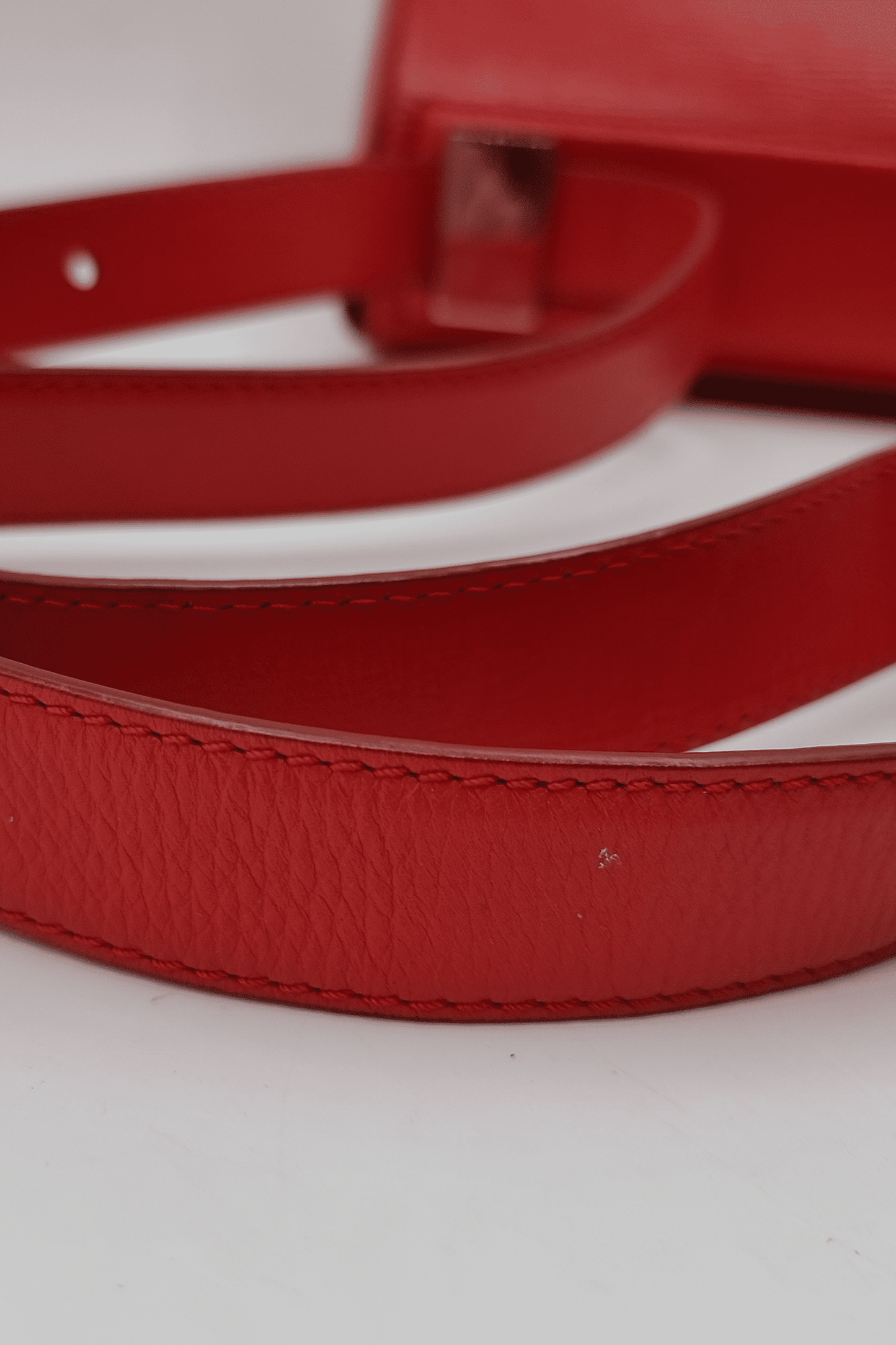 Medium Pandora Box Red