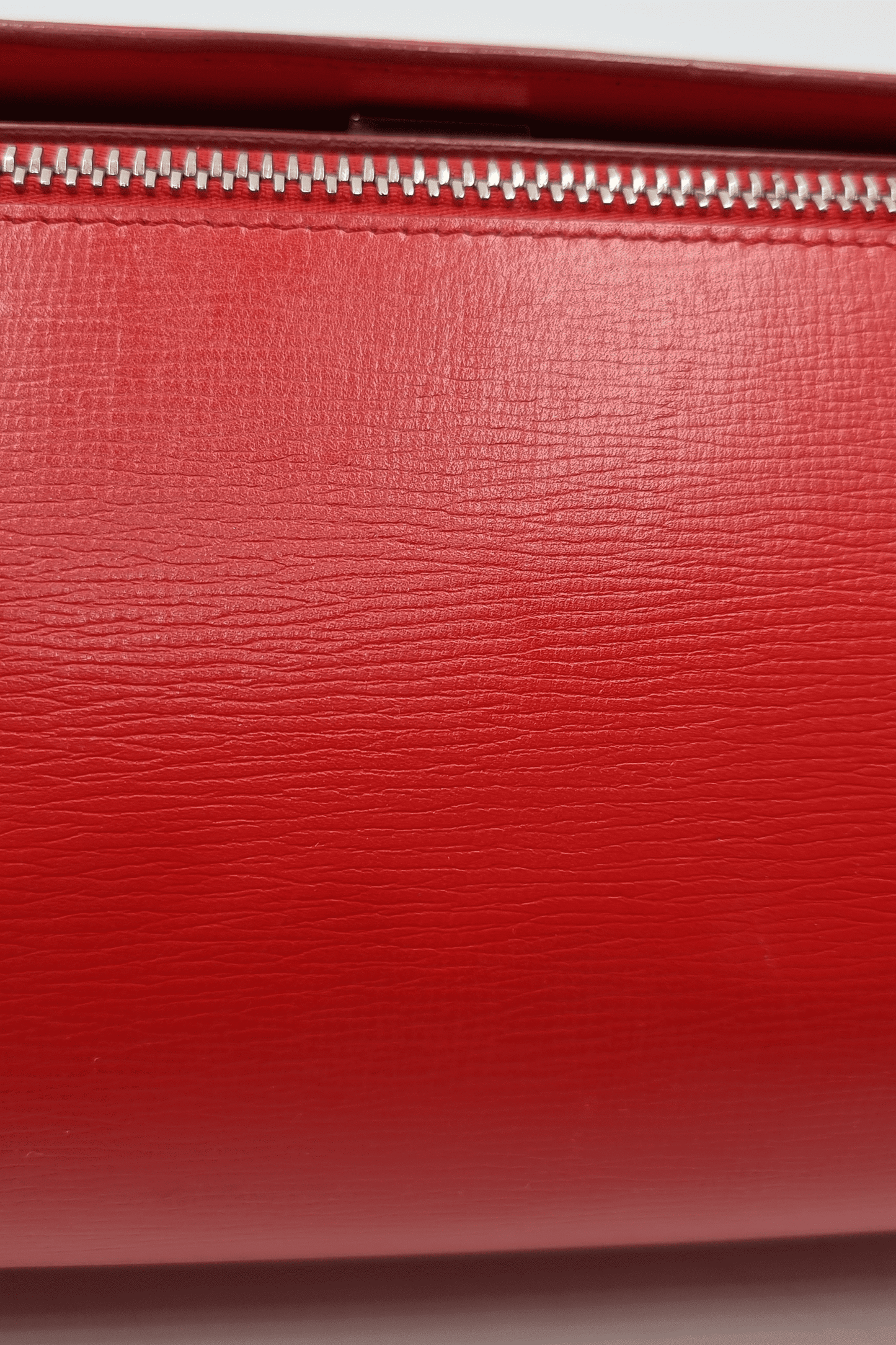 Medium Pandora Box Red
