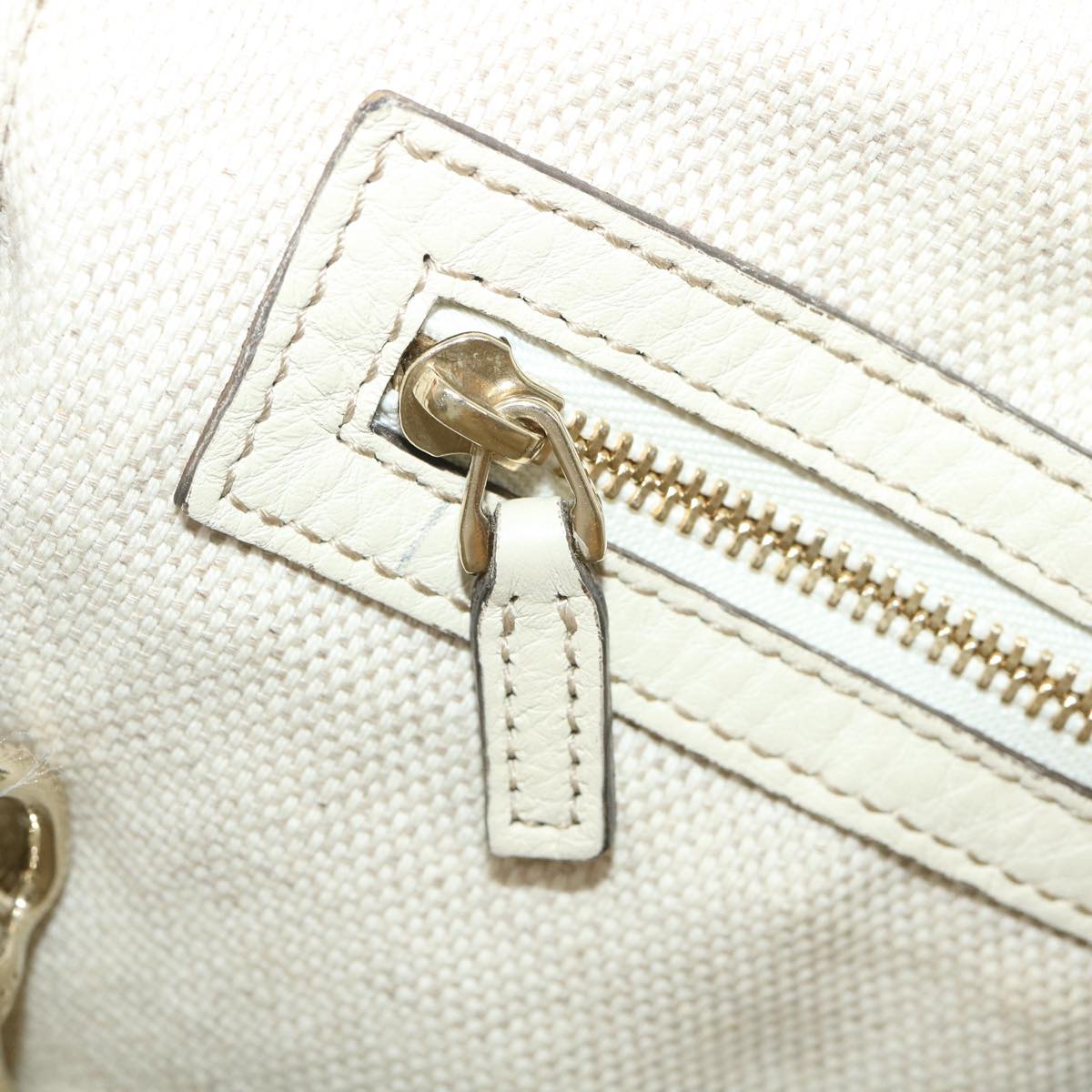 GUCCI Soho Fringe Tote Bag White am2471g