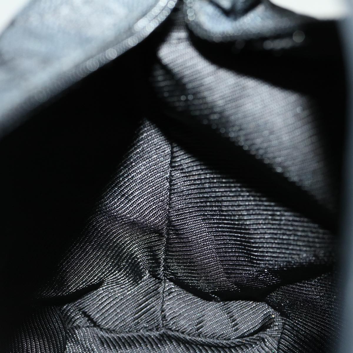 GUCCI GG Canvas Hand Bag Black am2610g