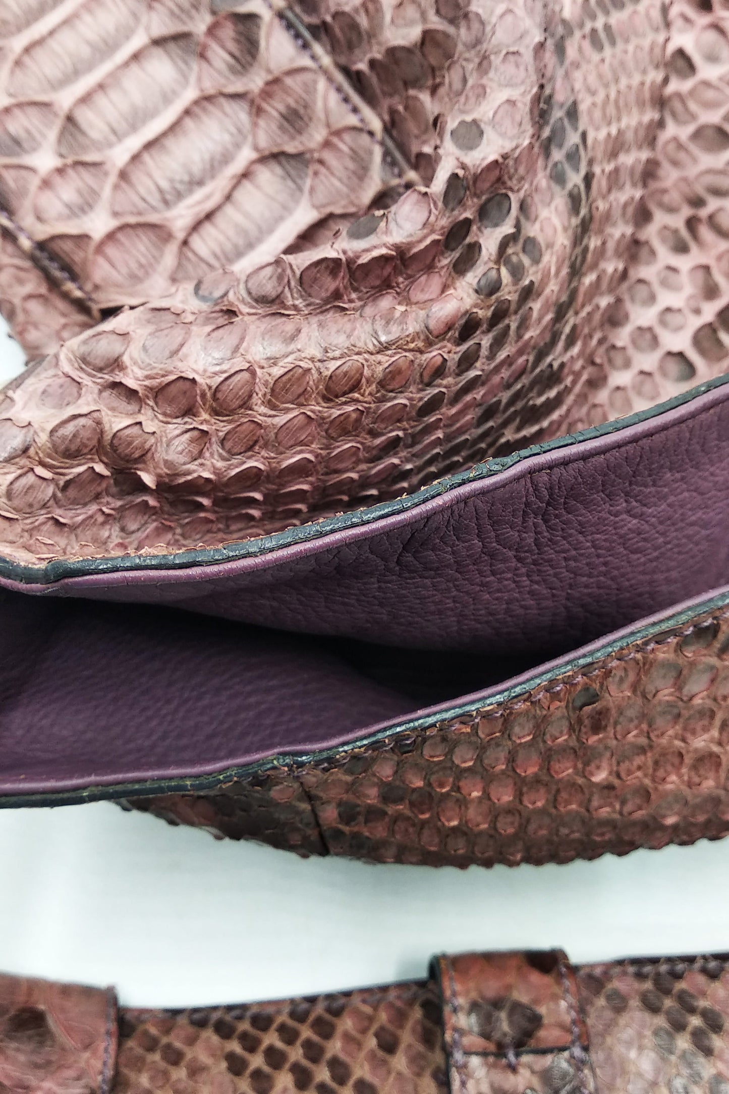G Wave Hobo Python Dark Mauve