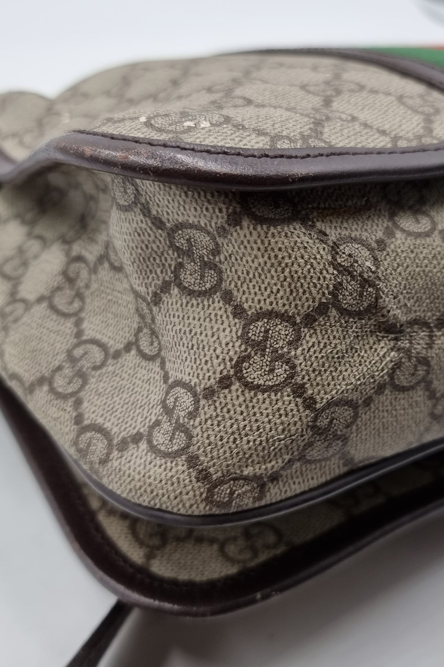 GG Supreme Web Messenger Bag Beige