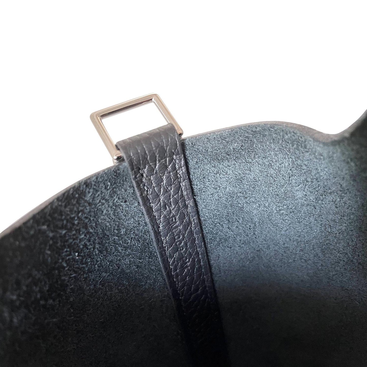 HermÃƒÆ’Ã‚Â¨s Black Picotin 18