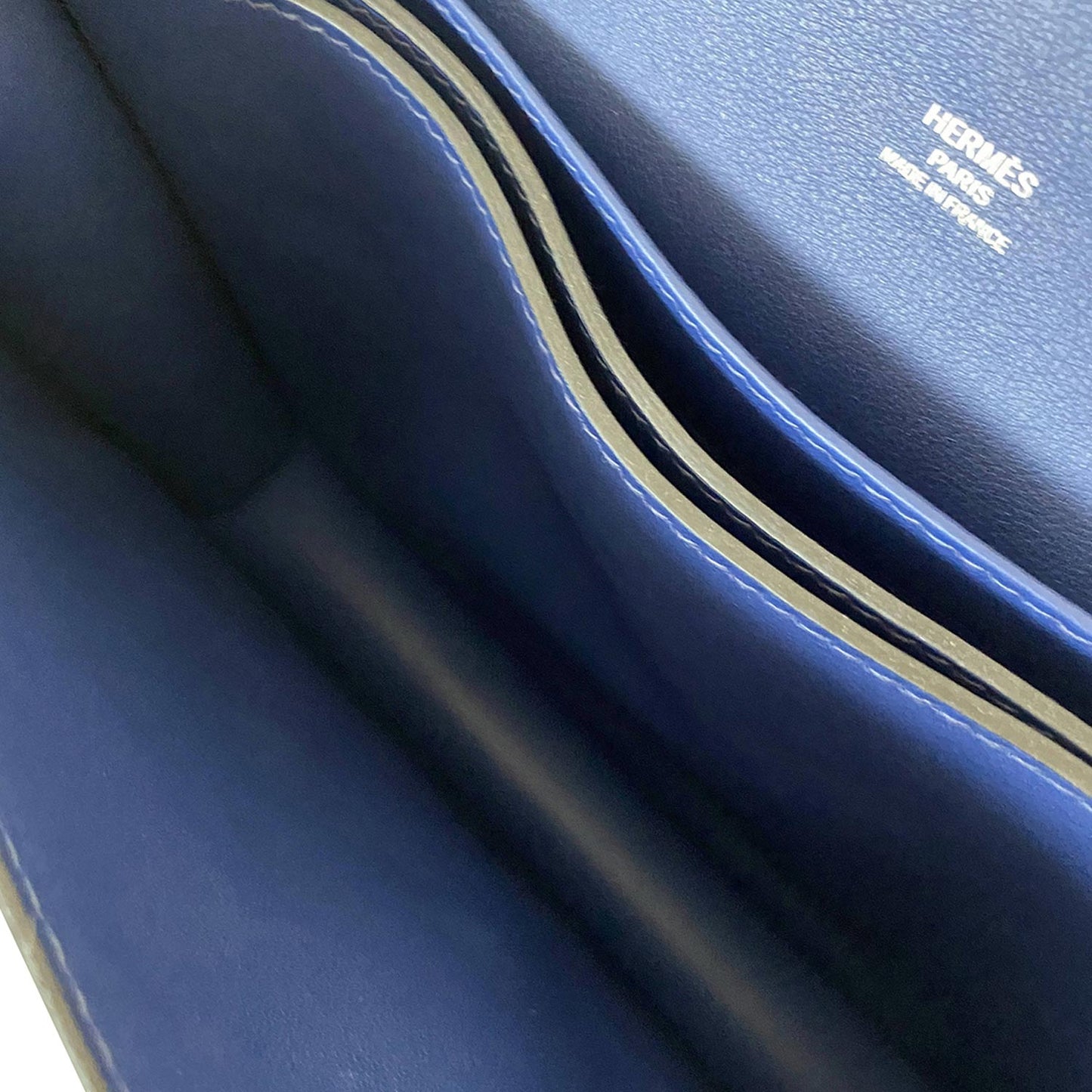 HermÃƒÆ’Ã‚Â¨s Doblis Sac Roulis 23