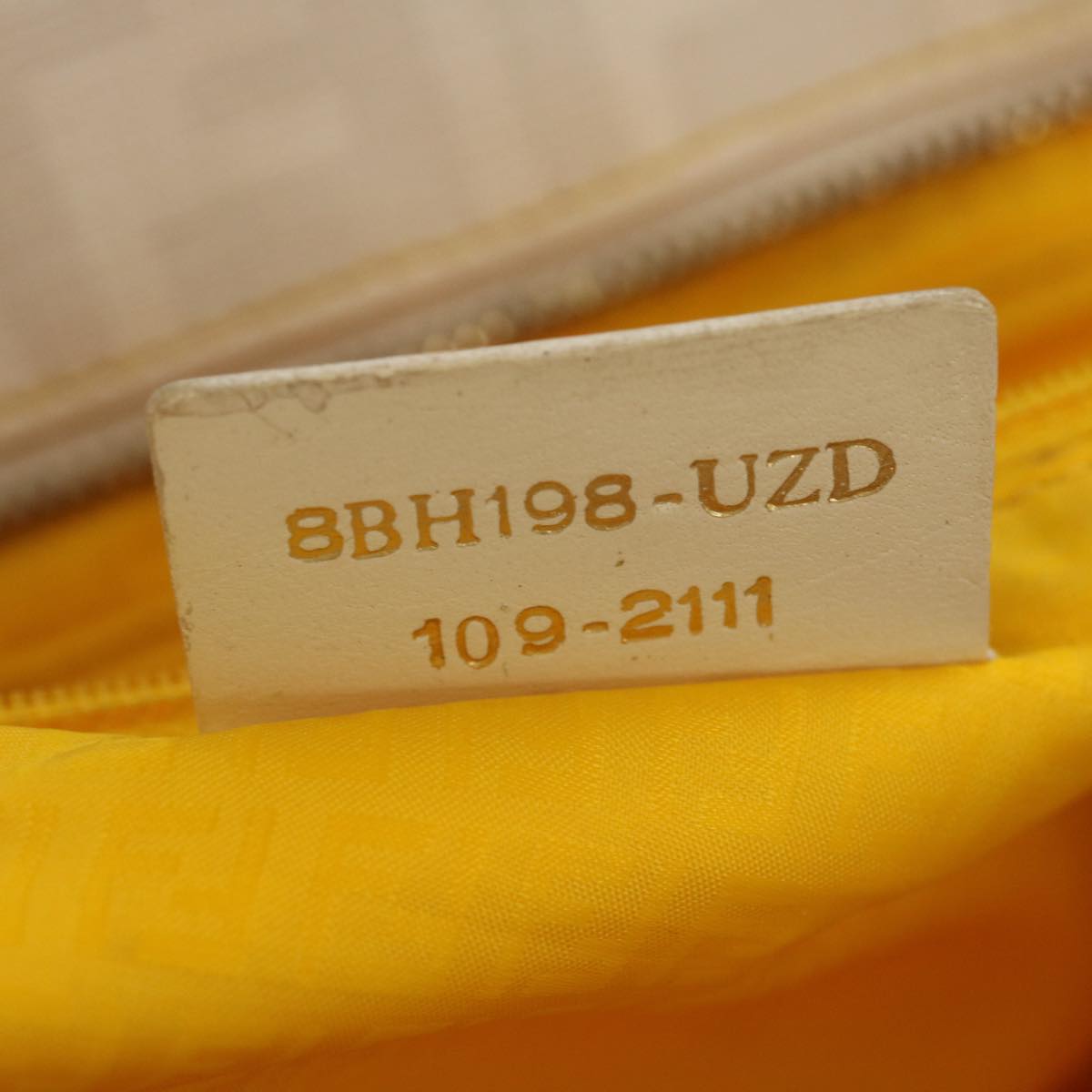 FENDI Zucca Canvas Tote Bag White hk1159