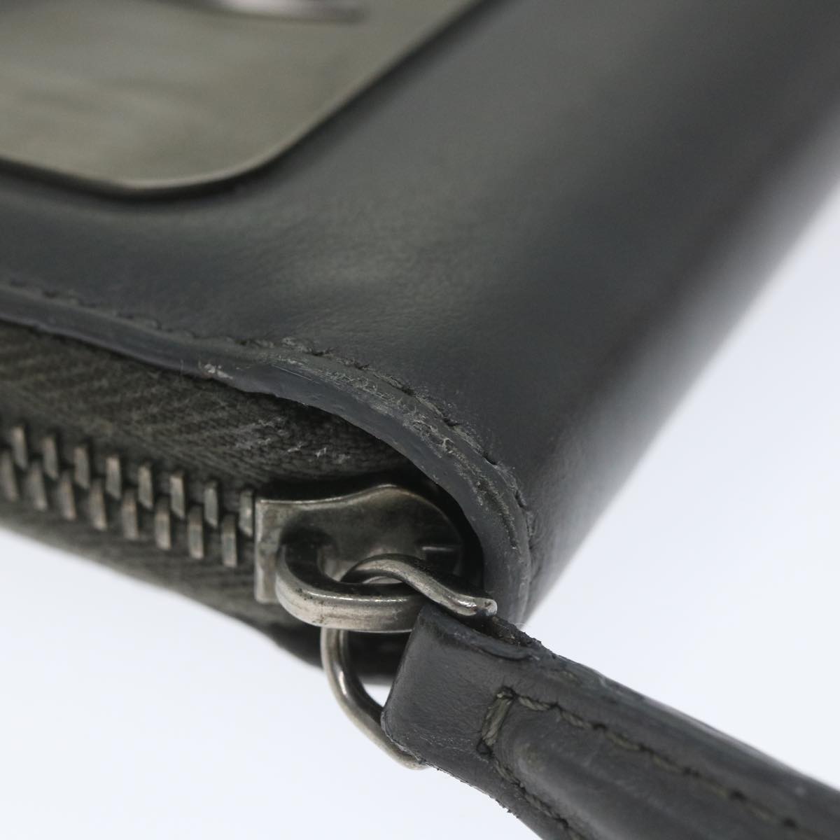 FENDI Long Wallet Leather Gray hk904