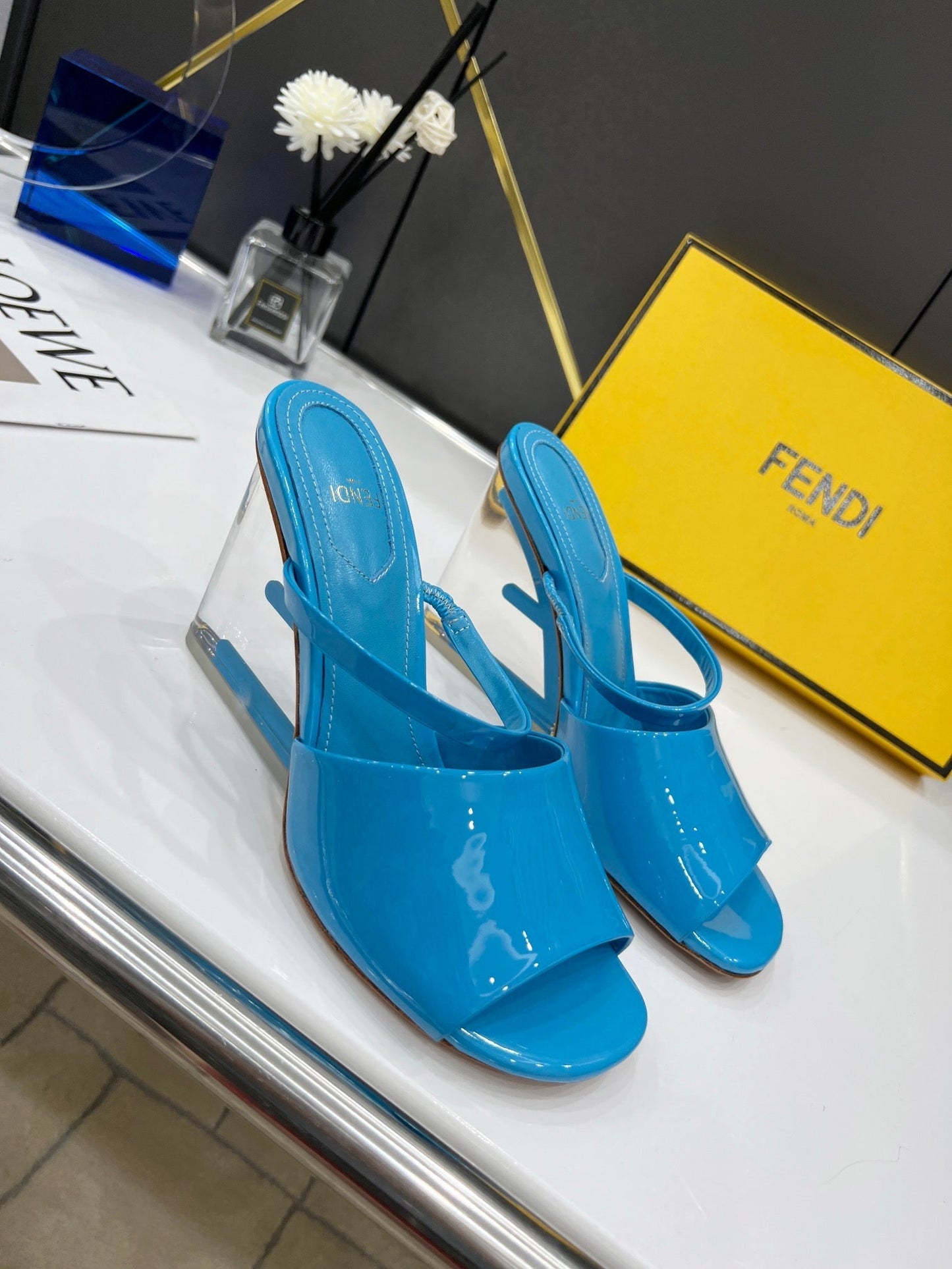 Luxury Shoes - FED - 683