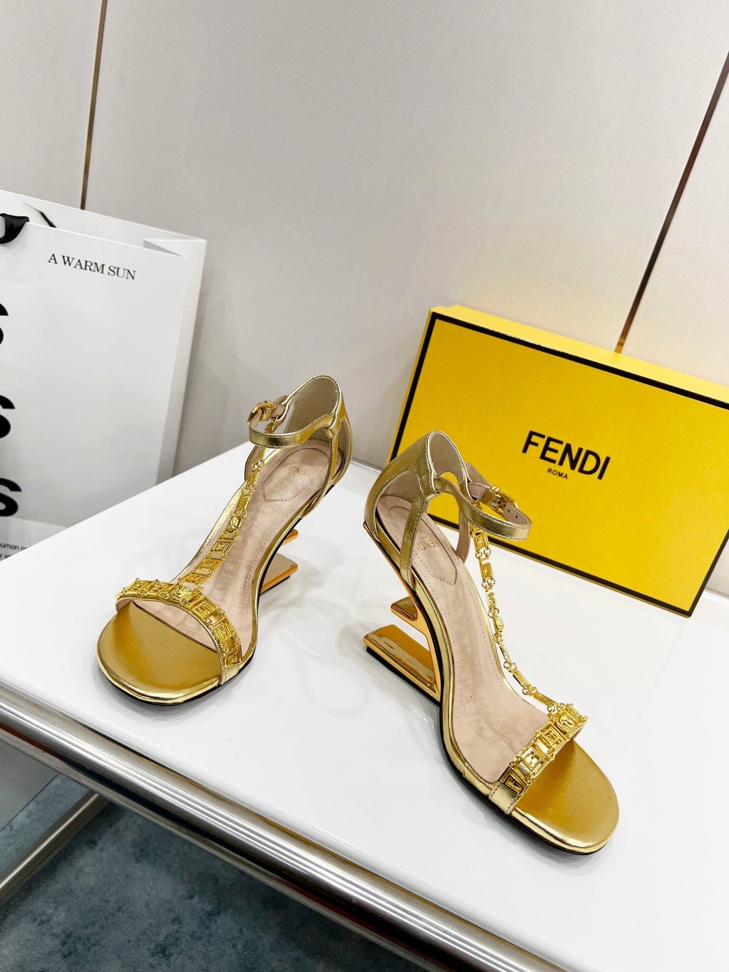 Luxury Shoes - FED - 678